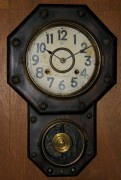 精工舎石原町製／８インチボタン飾り金筋八角掛け時計